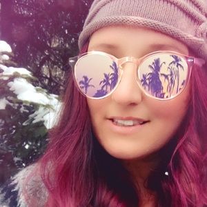 Meet your Posher, Shannon